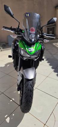 KAWASAKI Z900 KAWASAKI Z900
